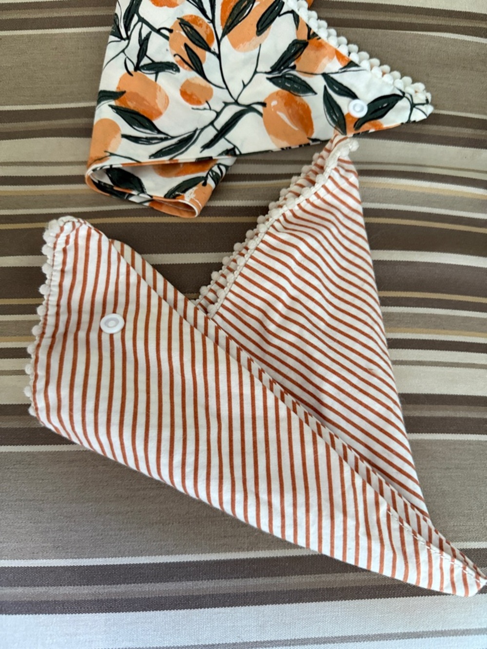 Dog Orange Bandanas (2) - Picture 3 of 3